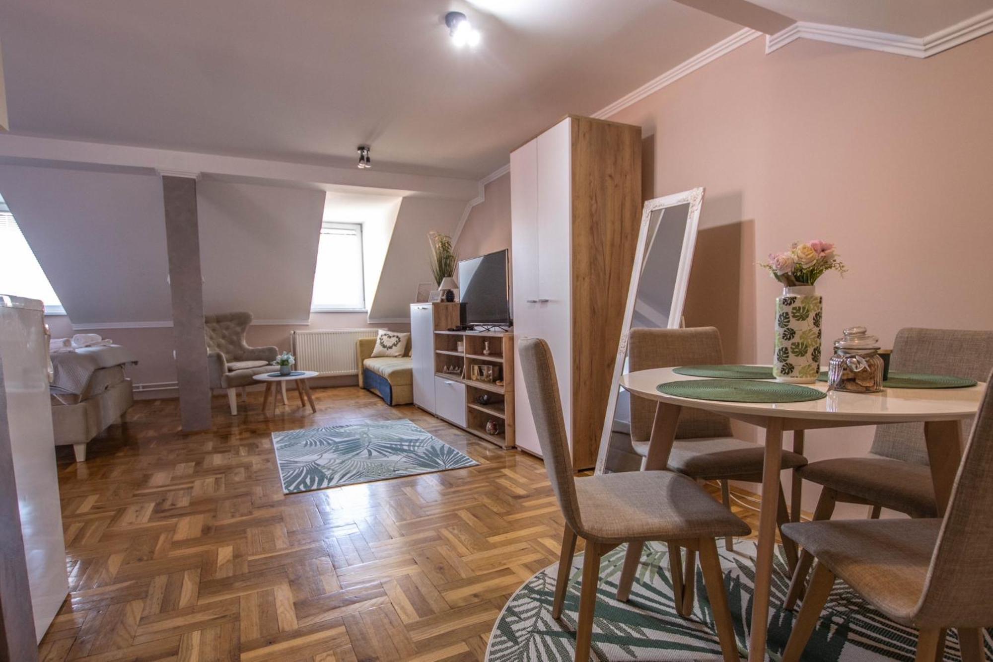 Garden Apartment Subotica Exteriör bild